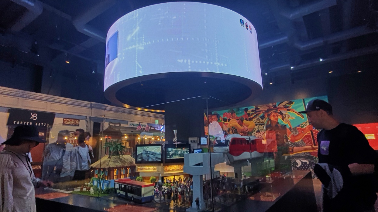 ここもなかなか力を入れて展示物をつくっている