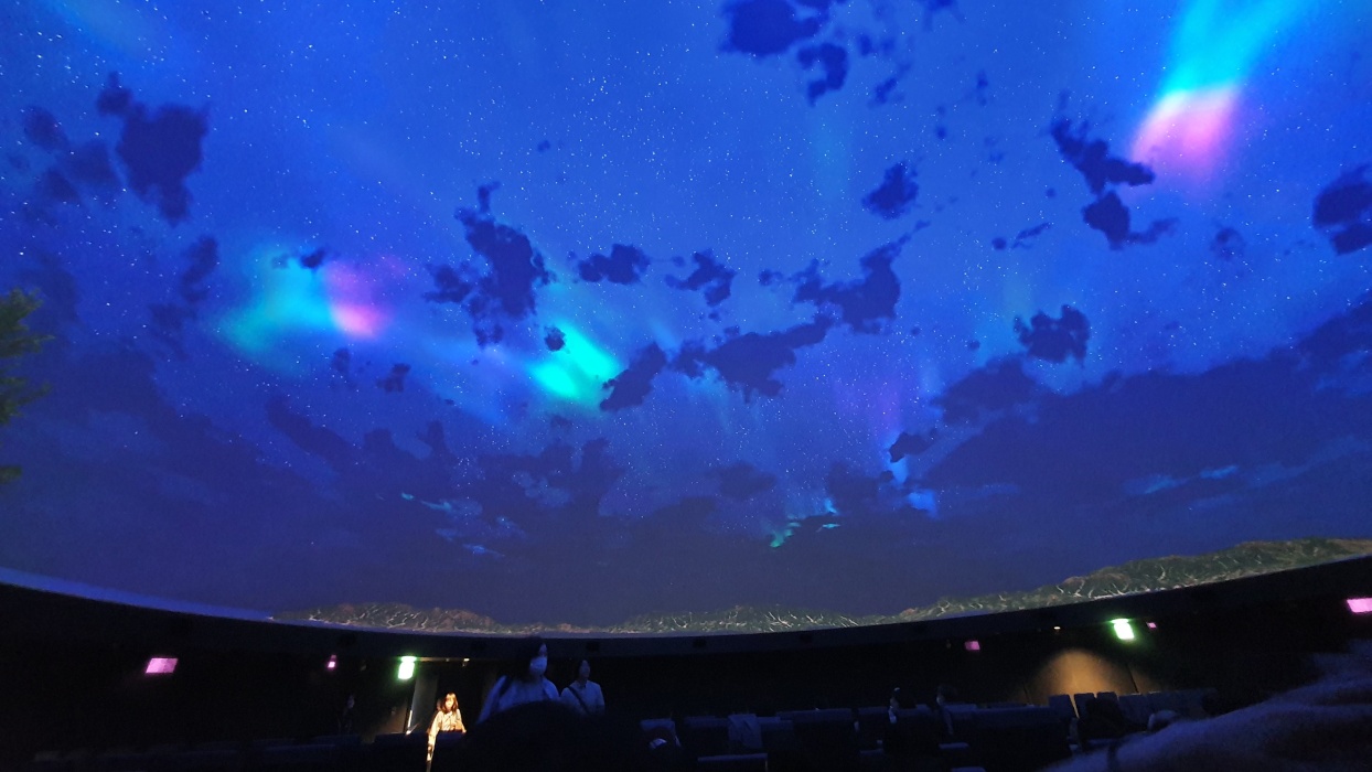 この手のプラネタリウムはもうプラネタリウムでは無い