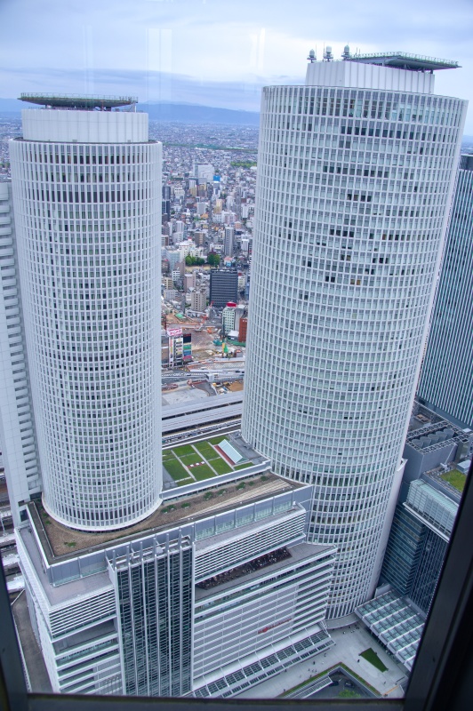 駅に直結した駅ビル